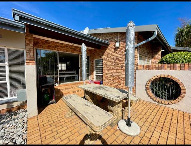 4 BEDROOM HOUSE FOR SALE IN RANT EN DAL